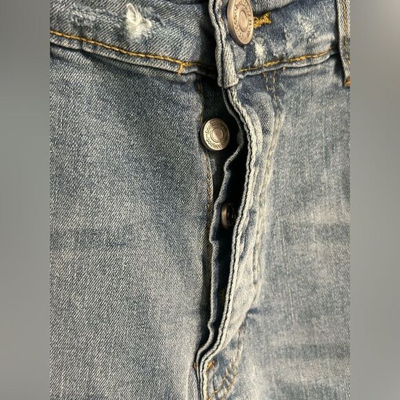 BoohooMAN Men's Distressed Light Blue Jeans Size 32R New with Tags - Picture 7 of 10